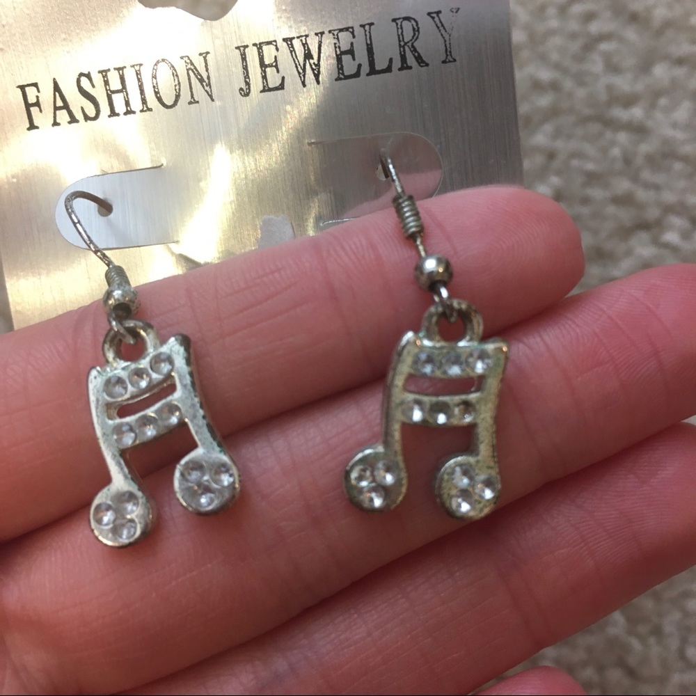 Music Note Earrings - Picture 3 of 5